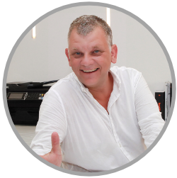 <strong><strong><strong>Markus</strong></strong></strong>