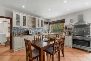 Mediterrane Villa mit Ferienvermietungslizenz in Portals Nous: Küche