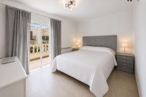 Saniertes Haus mit Pool in zentraler Lage von Paguera: Schlafzimmer